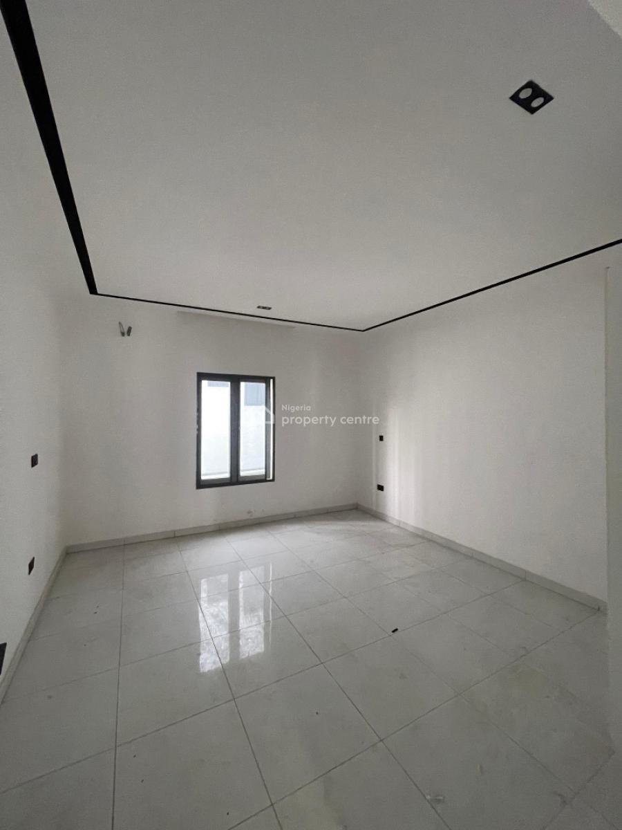 Lovely 4bedroom Terrace Duplex in a Serene Neighborhood, Lekki Phase 1, Lekki, Lagos, Terraced Duplex for Sale