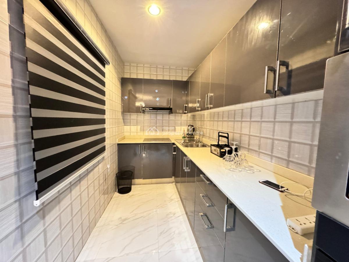 Luxury One Bedroom, 41, Adebisi Ogunniyi Crescent, Lekki, Lagos, Mini Flat (room and Parlour) Short Let