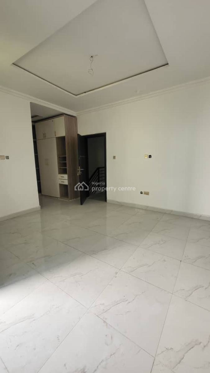 Luxury 3 Bedroom, Ajah, Lagos, Block of Flats for Sale