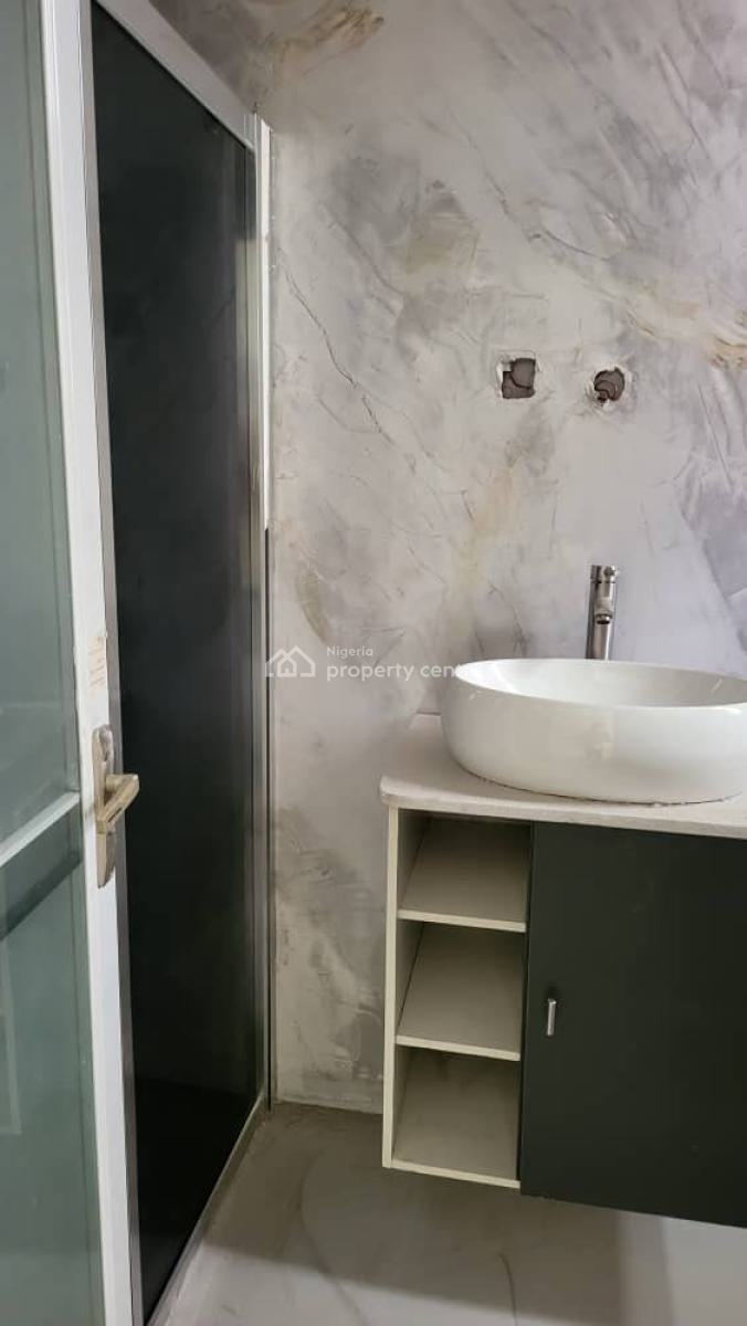 Luxury 3 Bedroom, Ajah, Lagos, Block of Flats for Sale