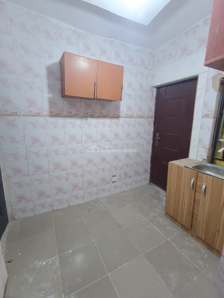 3 Bedroom Flat, Olokonla, Before Blenco, Sangotedo, Ajah, Lagos, Flat / Apartment for Rent