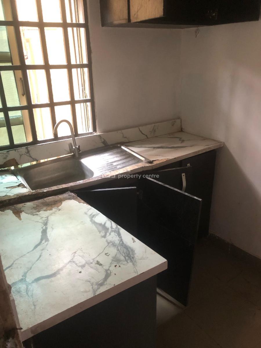 2 Bedroom Apartment, Osapa, Lekki, Lagos, Flat / Apartment for Rent