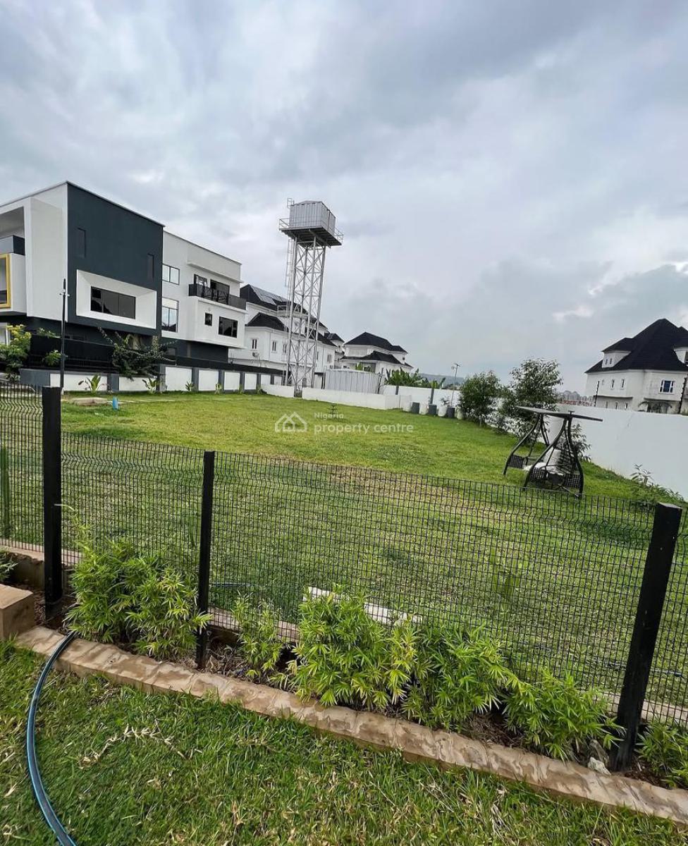6-bedroom Detached Duplex, Guzape District, Abuja, Detached Duplex for Sale