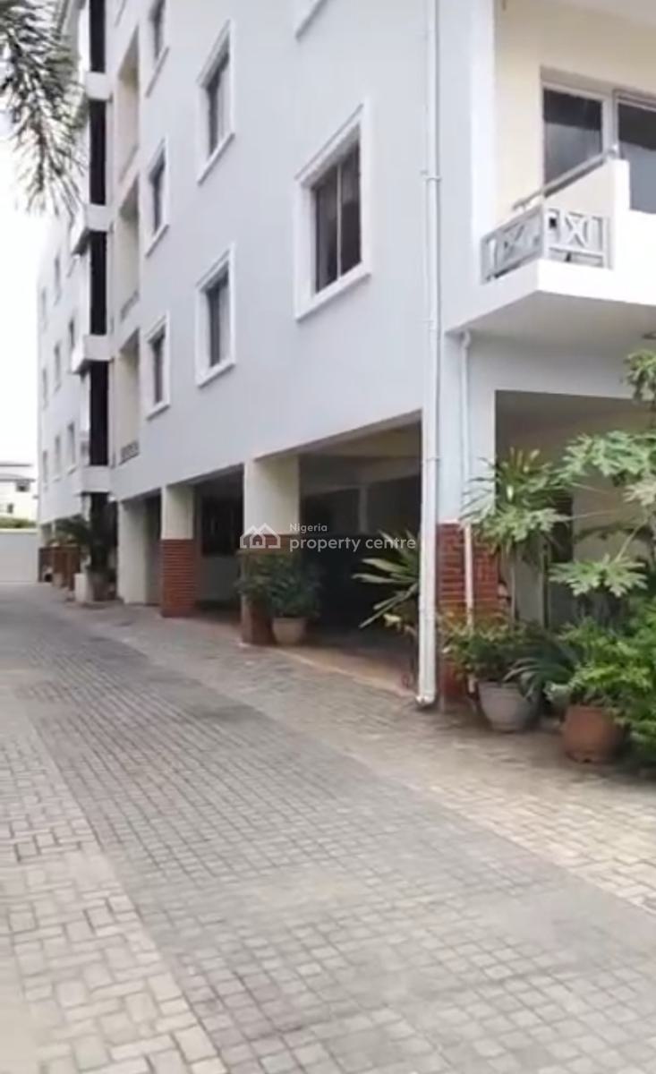 6 Units of 3 Bedrooms Flats with Bq Each and 3 Bedrooms Penthouse, Onikoyi, Ikoyi, Lagos, Block of Flats for Sale