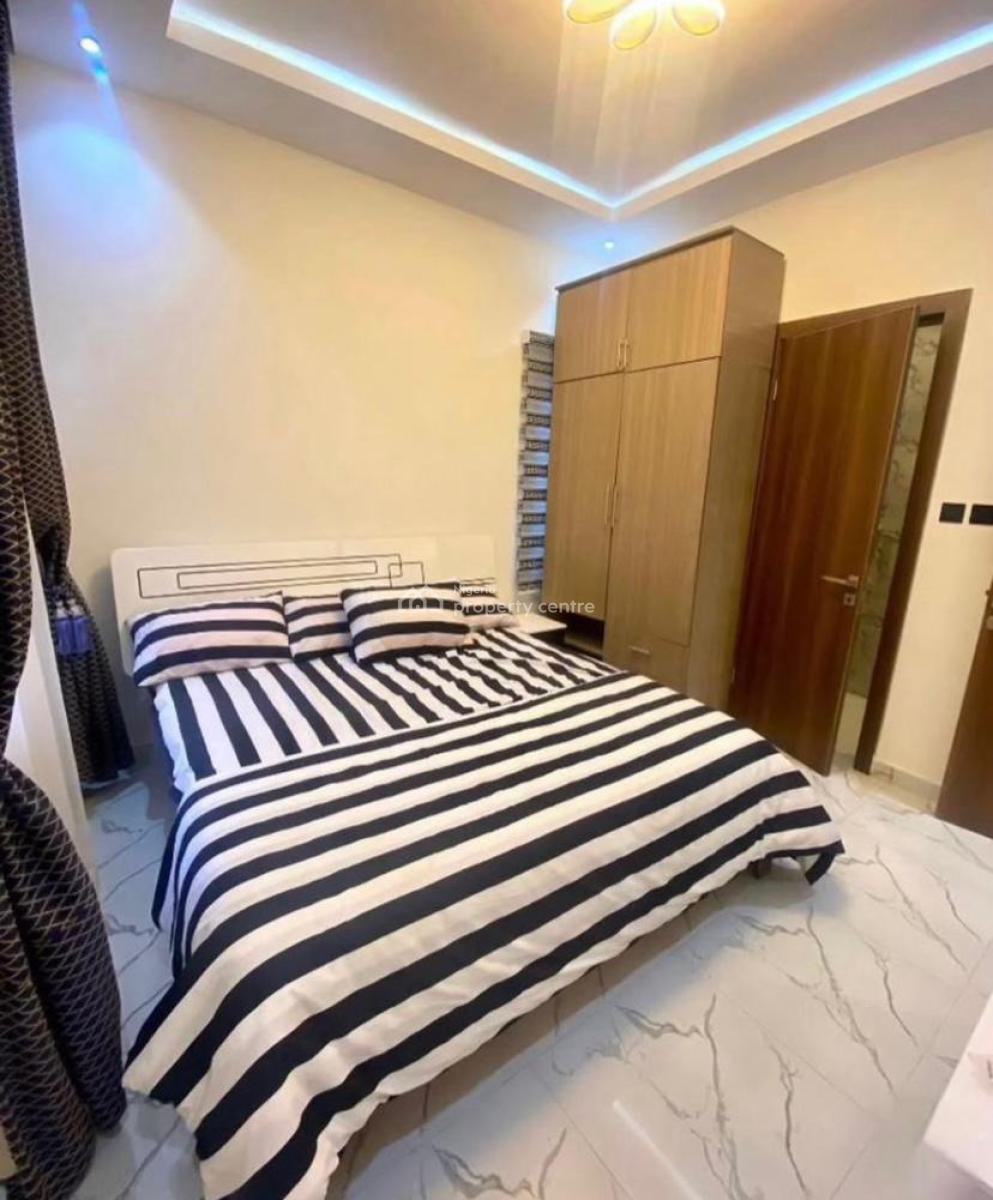 Beautifully Furnished Mini Flat with Pool Gym 24hours Light, Ologolo, Lekki, Lagos, Mini Flat (room and Parlour) for Rent