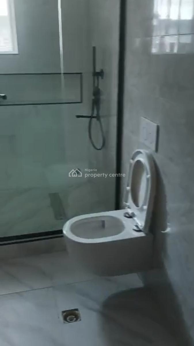 Fully Serviced 4 Bedroom Terrace House with Bq, Off Admiralty Way, Lekki Phase 1, Lekki, Lagos, Terraced Duplex for Rent