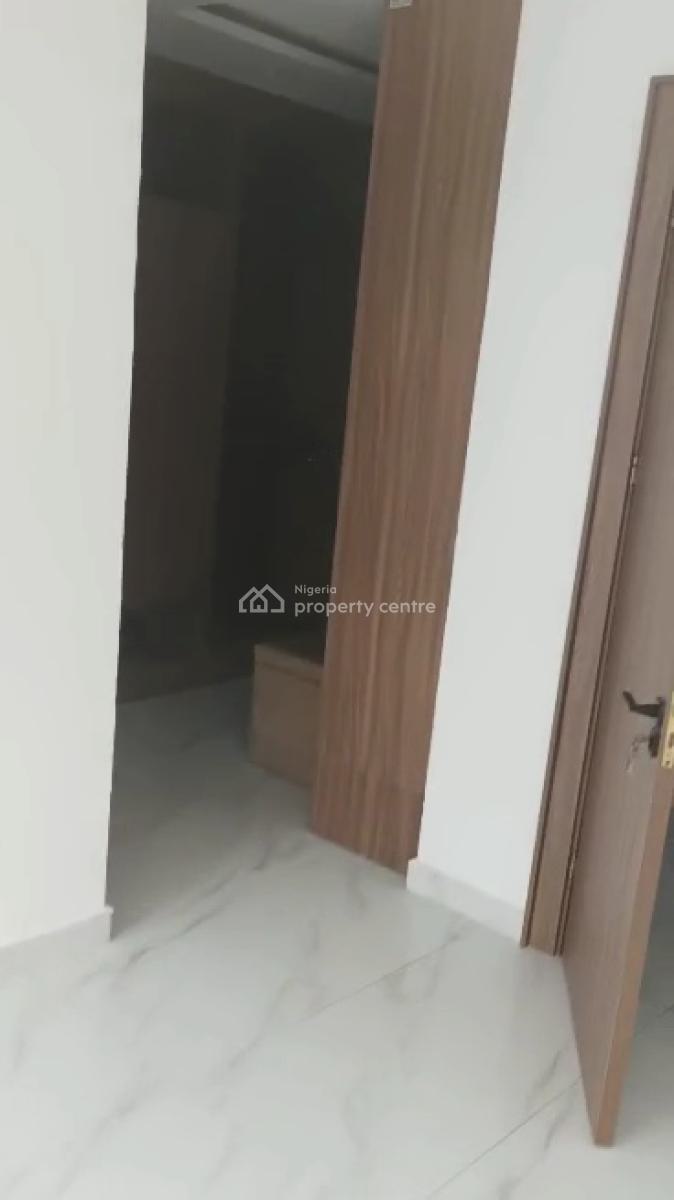 Fully Serviced 4 Bedroom Terrace House with Bq, Off Admiralty Way, Lekki Phase 1, Lekki, Lagos, Terraced Duplex for Rent