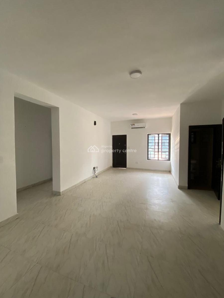 Cozy 2 Bedroom Apartment, Green Bay Estates, Mobile Road, Ikota, Lekki, Lagos, Flat / Apartment for Sale