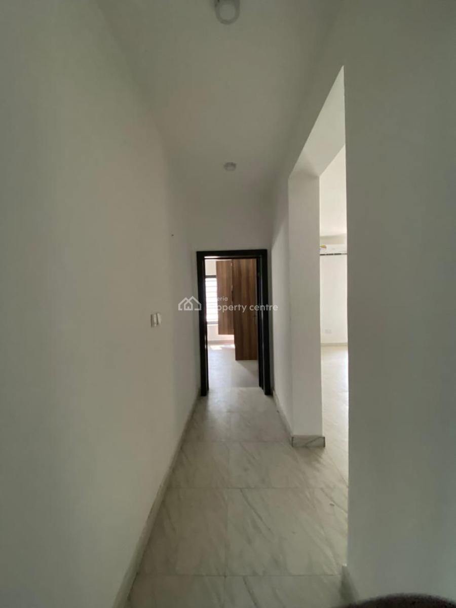 Cozy 2 Bedroom Apartment, Green Bay Estates, Mobile Road, Ikota, Lekki, Lagos, Flat / Apartment for Sale