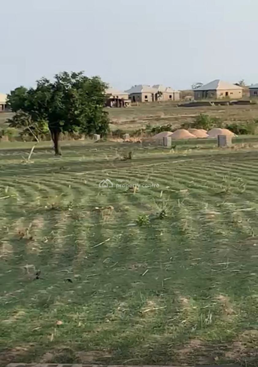 1 Hectares Facing Express Way Available, Keffi, Nasarawa, Mixed-use Land for Sale