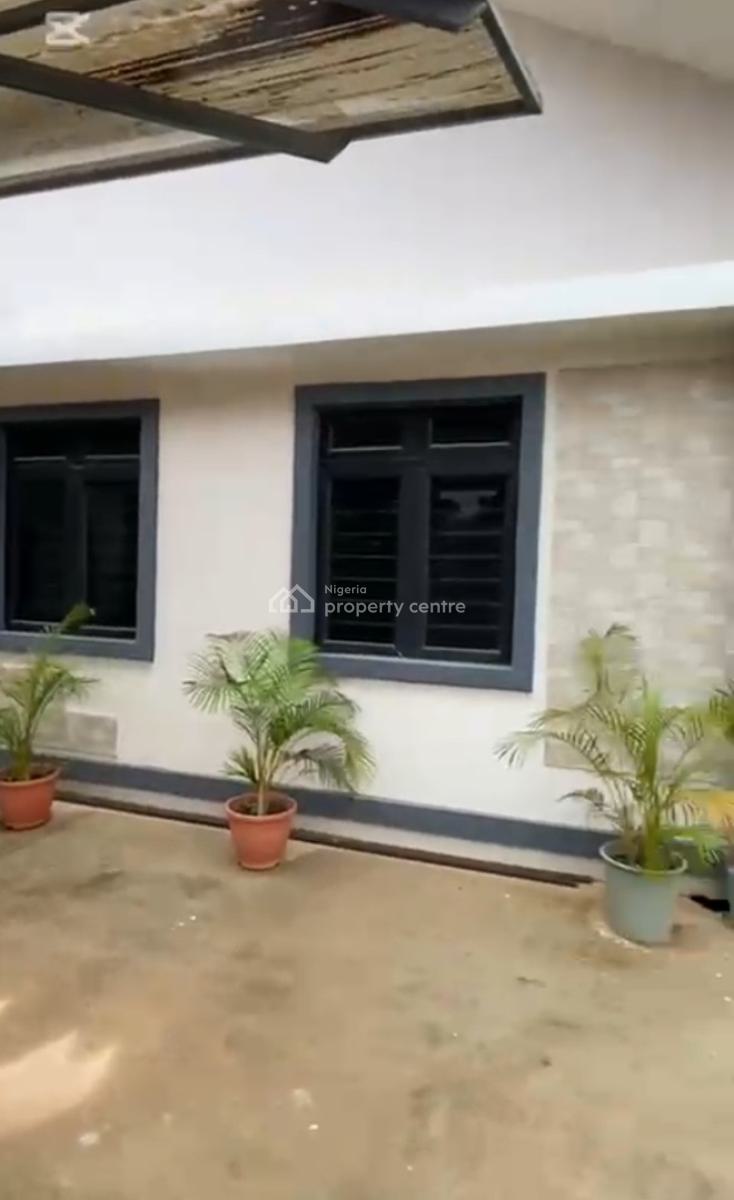 4 Bedroom, 2 Sitting Rooms, with 5 Units of One Bedroom and 2 Self Contain, Galadimawa, Abuja, Detached Bungalow for Sale