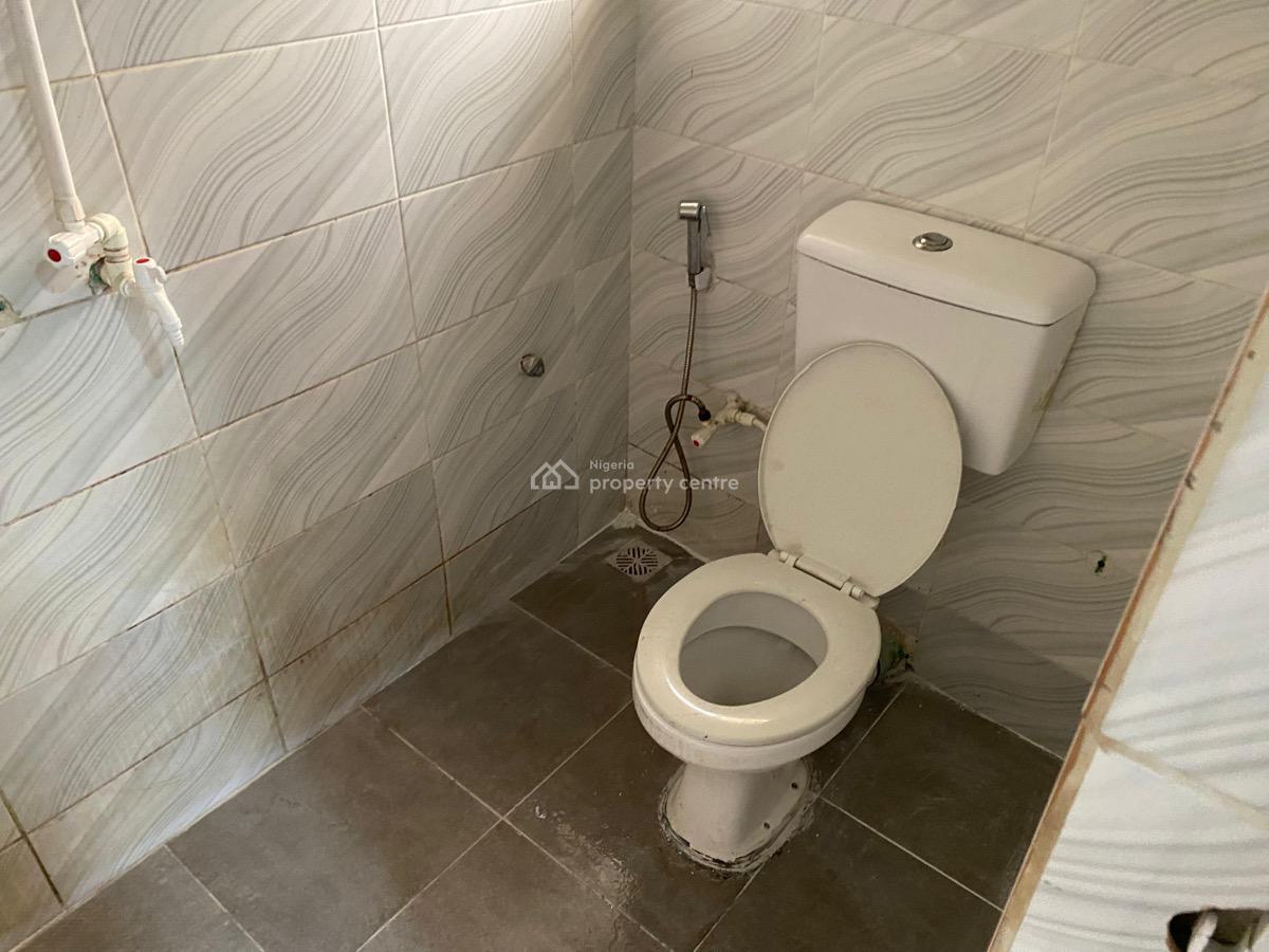 Lovely Miniflat, Old Yaba Road, Adekunle, Yaba, Lagos, Mini Flat (room and Parlour) for Rent