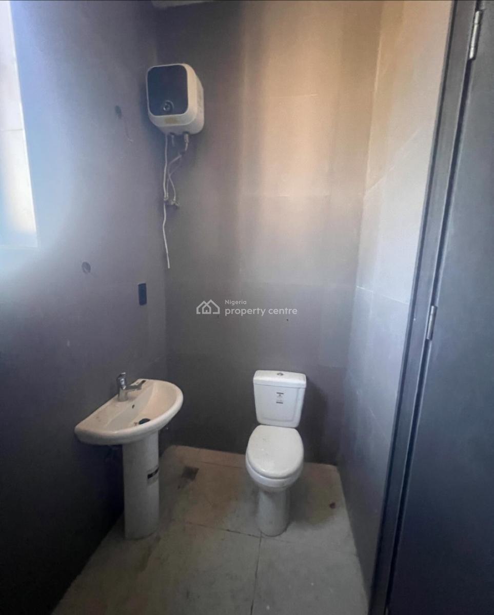 Stunning 3 Bedroom Apartment with Bq, Lekki Phase 1, Lekki Phase 1, Lekki, Lagos, Block of Flats for Sale