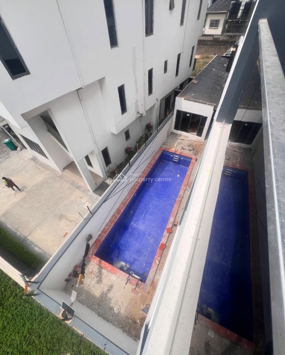 Lovely 2 Bedroom Apartment with Bq, Ologolo, Lekki, Lagos, Block of Flats for Sale