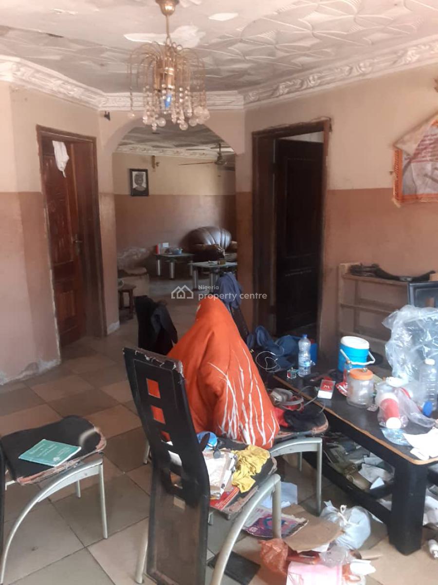 4 Bedroom Bungalow on a Plot of Land, Alakia, Ibadan, Oyo, Detached Bungalow for Sale