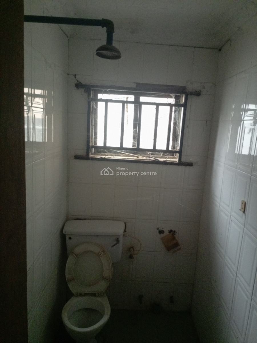 4 Bedroom Bungalow on a Plot of Land, Alakia, Ibadan, Oyo, Detached Bungalow for Sale