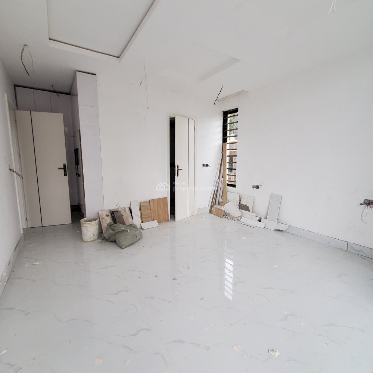 Excellent 2 Bedroom Apartments, Lekki Phase 1, Lekki, Lagos, House for Sale