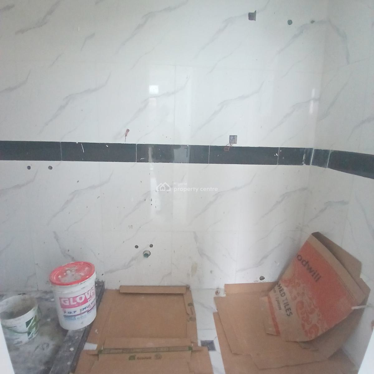 Luxury 2 Bedroom  Serviced Apartment with Elevator, Wifi, Lekki Phase 1, Lekki, Lagos, Flat / Apartment for Sale