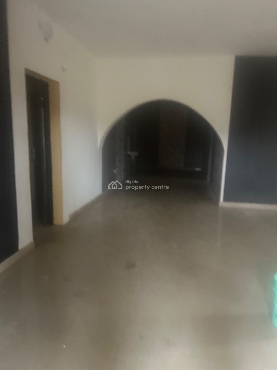 Spacious 3 Beedroom Flat, Akowonjo, Alimosho, Lagos, Flat / Apartment for Rent