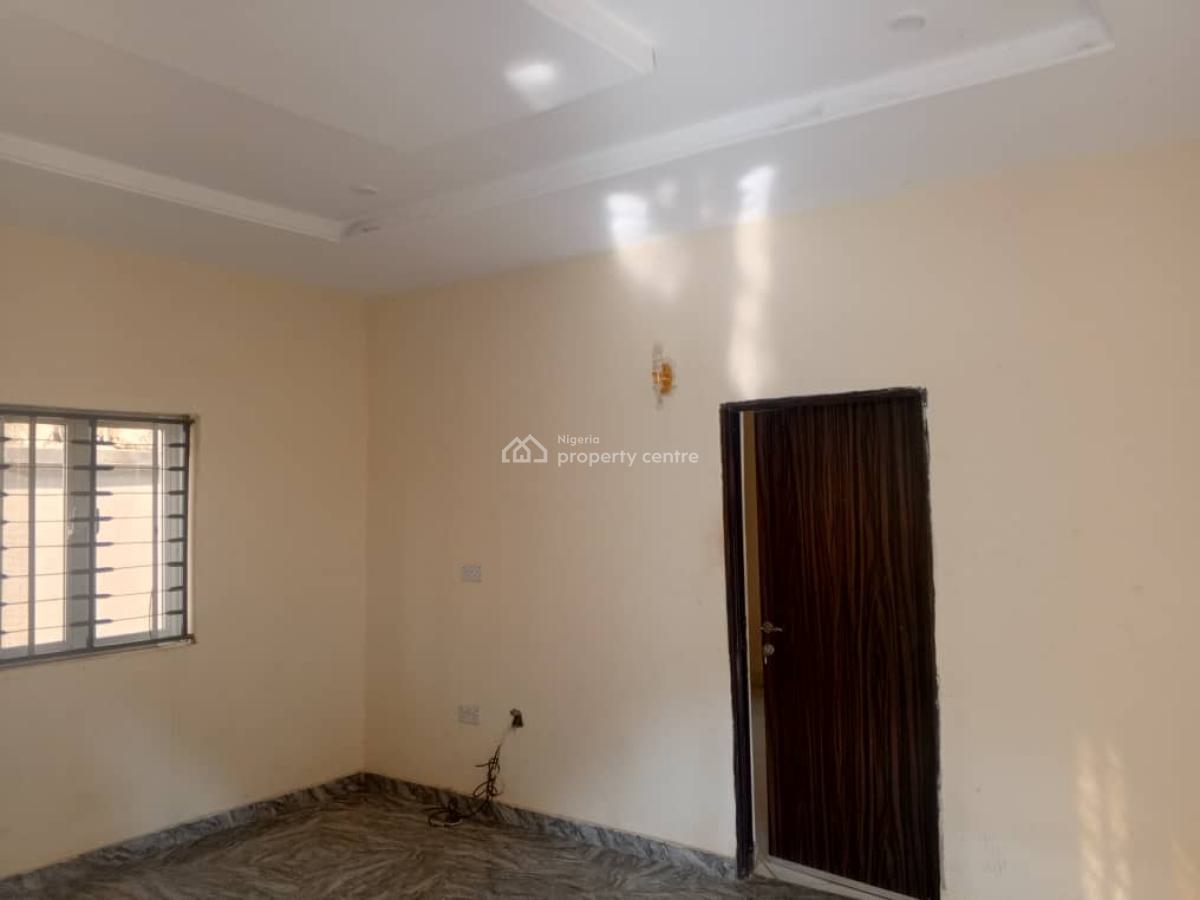 2 Bedroom Bungalow Bq Flat Available for Tenant, Behind Suncity, Galadimawa, Abuja, Detached Bungalow for Rent