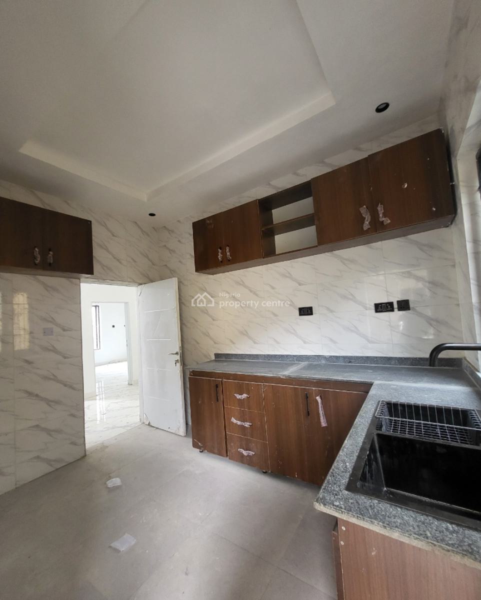 Luxurious Brand New 2 Bedroom Flat, By Old Secteriate, Area 1, Garki, Abuja, Flat / Apartment for Rent