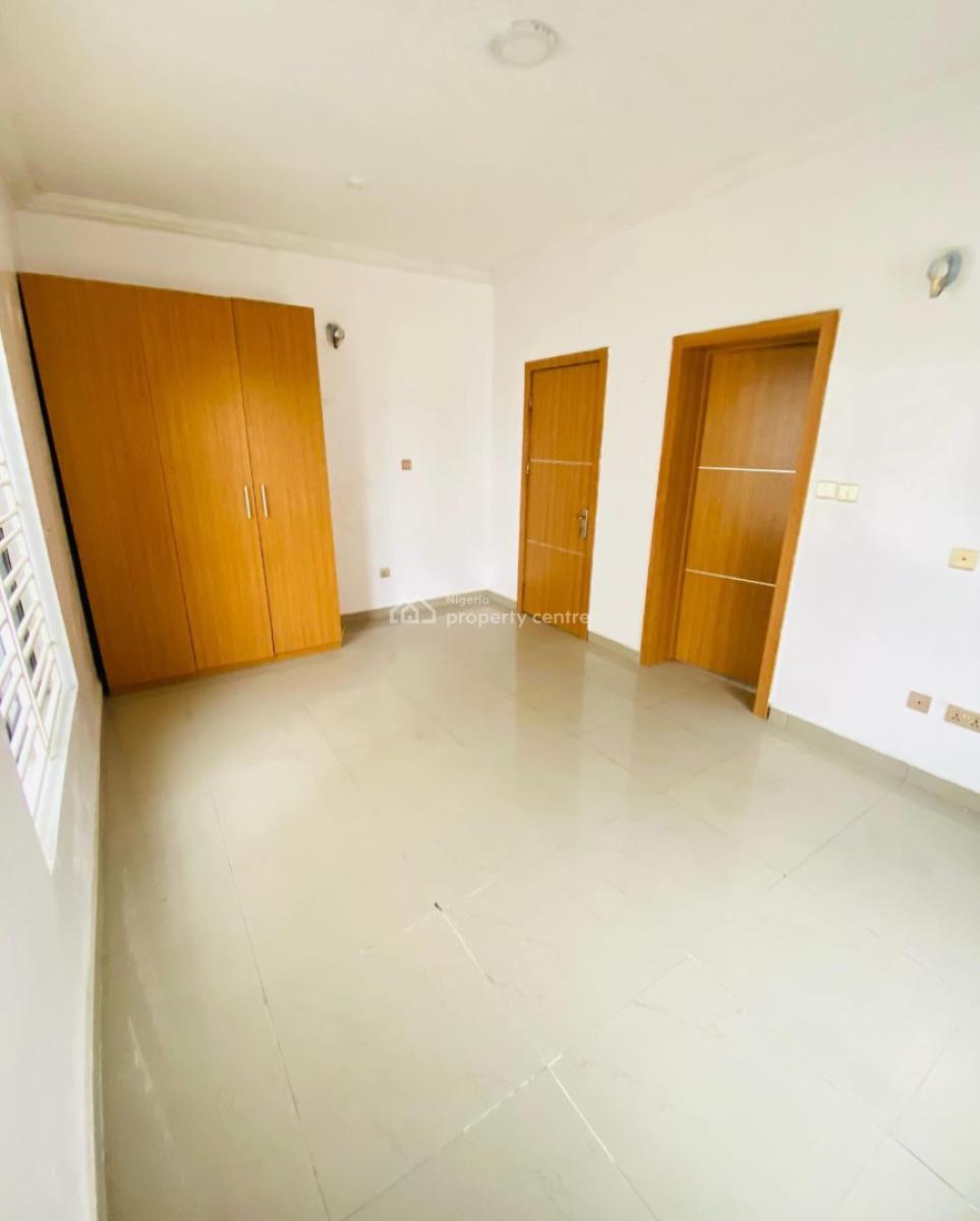 Lovely 2 Bedroom Apartment with Bq, Ikate, Lekki, Lagos, Block of Flats for Sale
