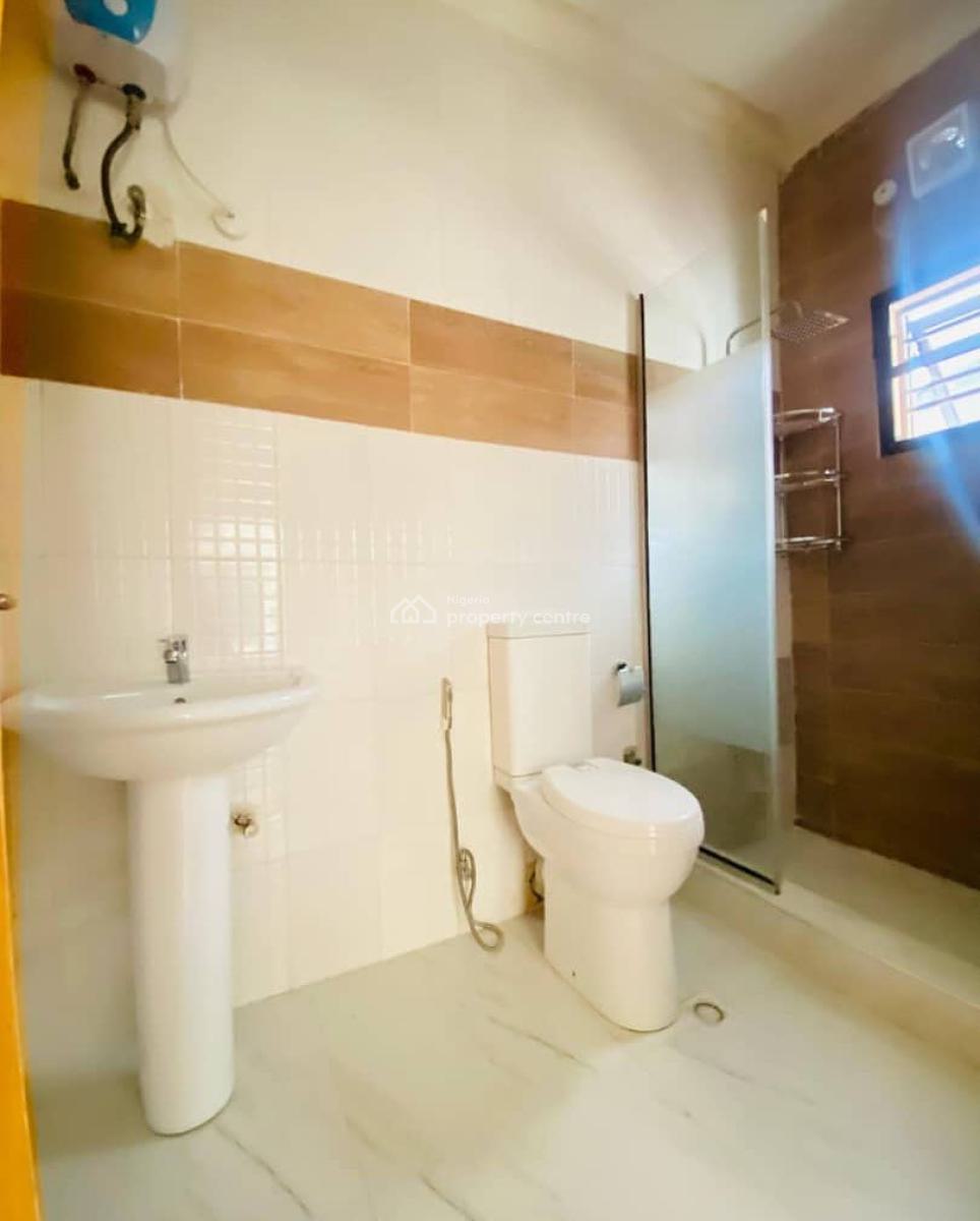 Lovely 2 Bedroom Apartment with Bq, Ikate, Lekki, Lagos, Block of Flats for Sale