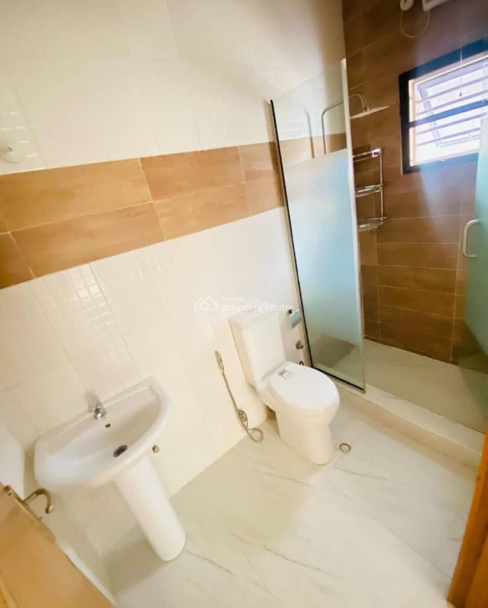 Lovely 2 Bedroom Apartment with Bq, Ikate, Lekki, Lagos, Block of Flats for Sale