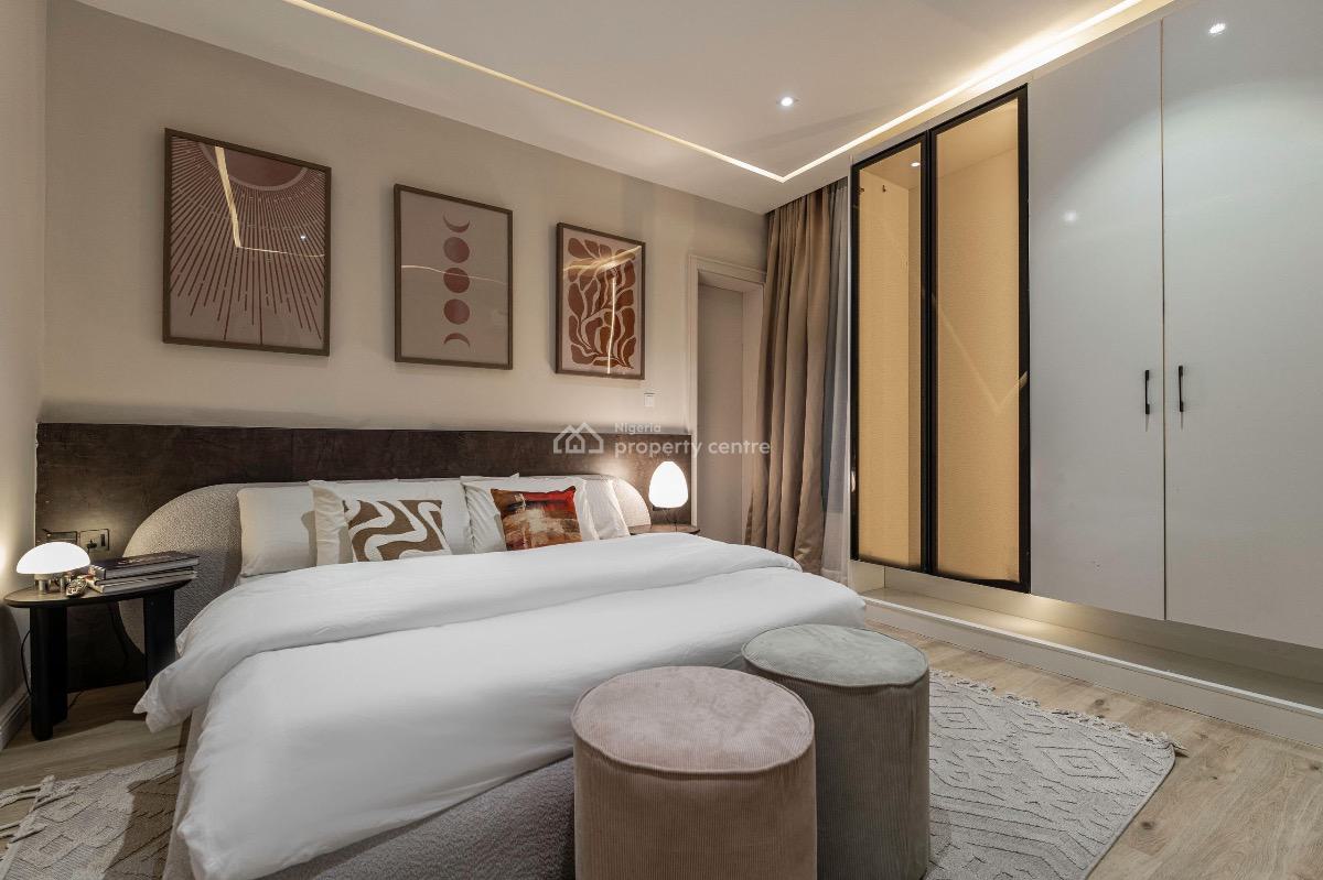 Luxury 2 Bedroom Apartment with 3 Balconies and  Other Top Notch Ameni, Lekki Phase 1, Lekki, Lagos, Flat / Apartment Short Let