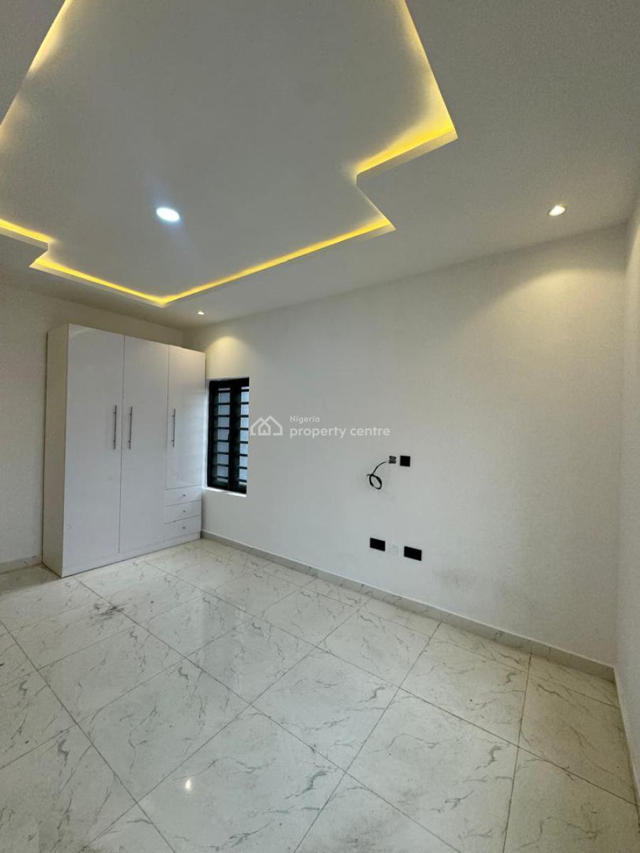2 Bedrooms Apartment + Bq, Lekki Phase 1, Lekki, Lagos, Flat / Apartment for Sale