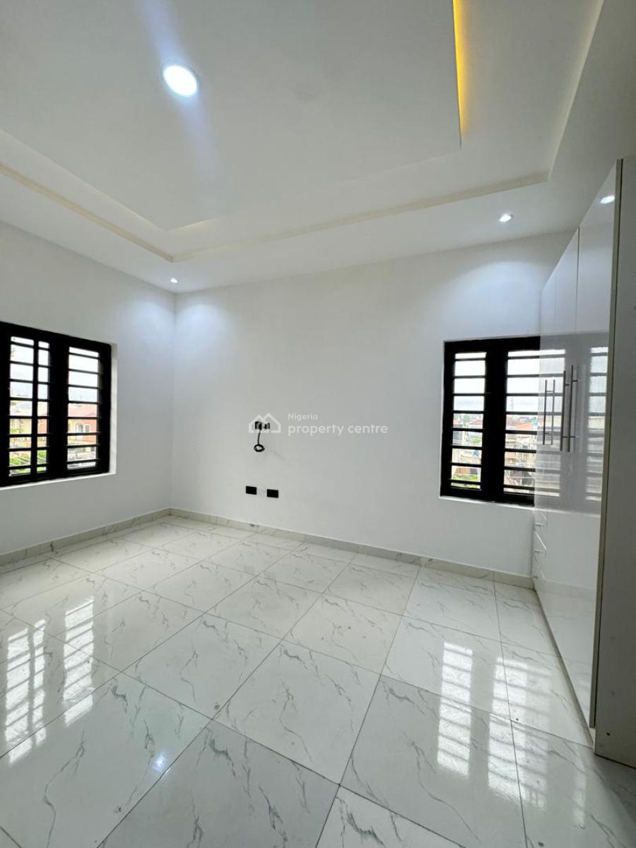 2 Bedrooms Apartment + Bq, Lekki Phase 1, Lekki, Lagos, Flat / Apartment for Sale
