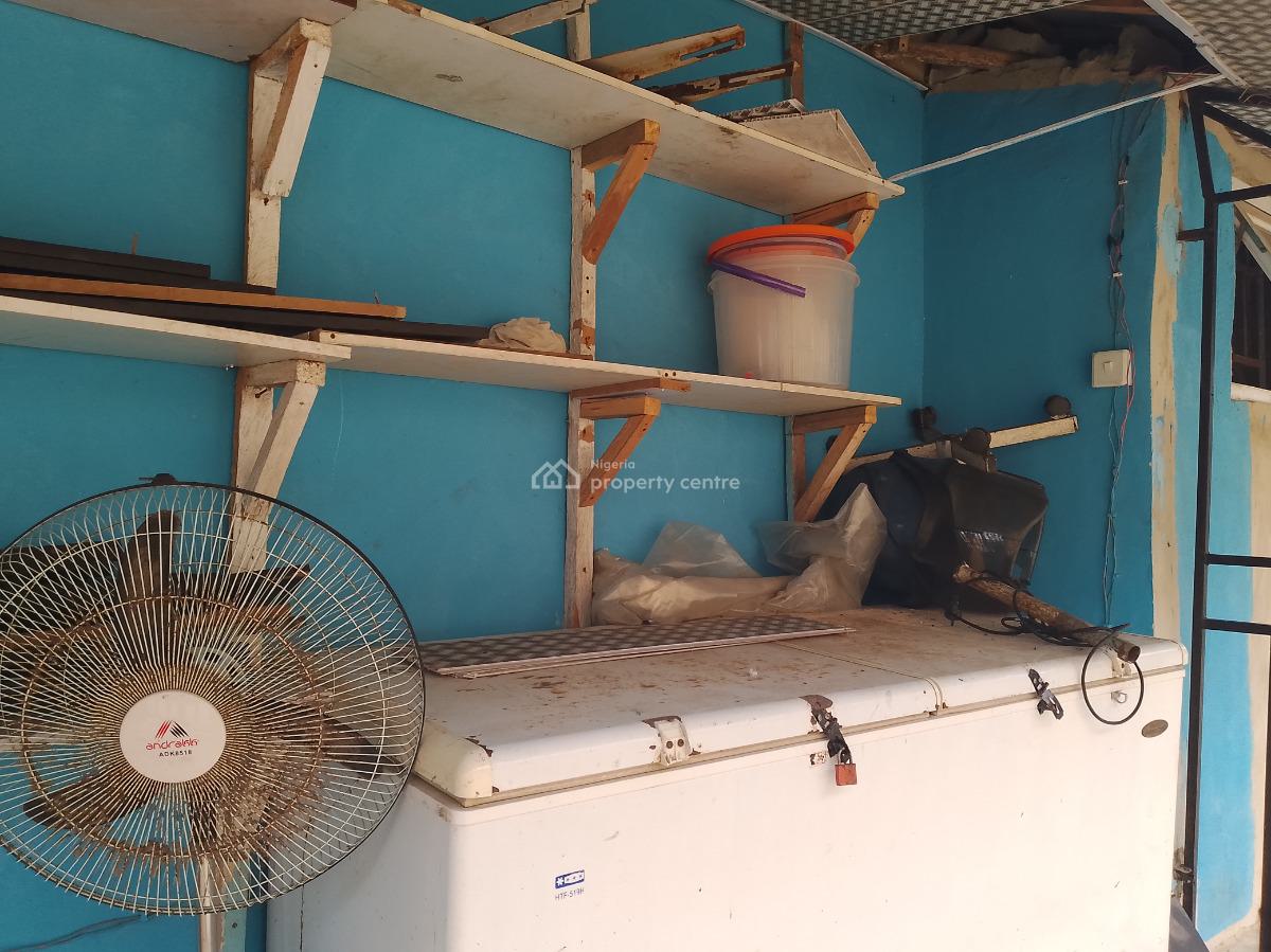 Shop Space in United Estate Sangotedo, United Estate Sangotedo Ajah Lagos, Sangotedo, Ajah, Lagos, Shop for Rent