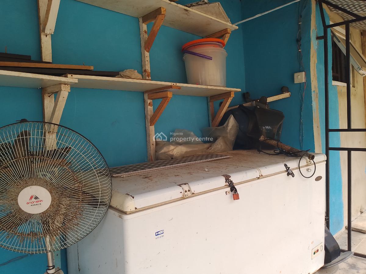Shop Space in United Estate Sangotedo, United Estate Sangotedo Ajah Lagos, Sangotedo, Ajah, Lagos, Shop for Rent