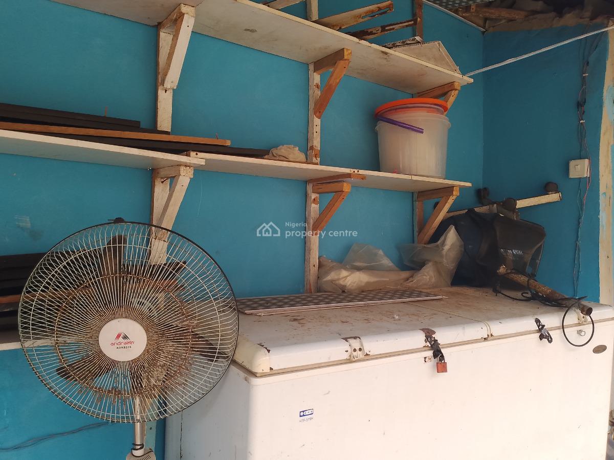Shop Space in United Estate Sangotedo, United Estate Sangotedo Ajah Lagos, Sangotedo, Ajah, Lagos, Shop for Rent