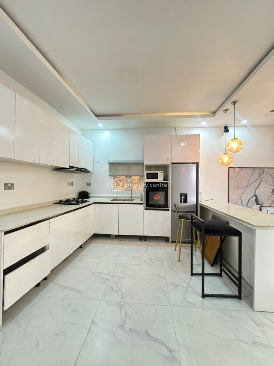 2-bedroom Apartment, Lekki Phase 1, Lekki, Lagos, Flat / Apartment for Rent