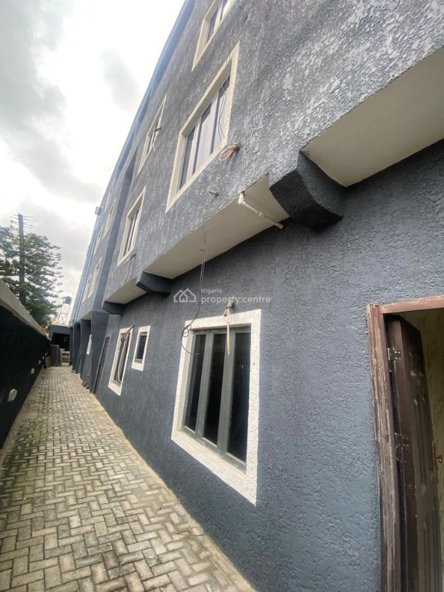 Beautiful 🥰 Newly Built Unit 2 Bedroom Flat, Peace Easte, Sangotedo, Ajah, Lagos, Flat / Apartment for Rent