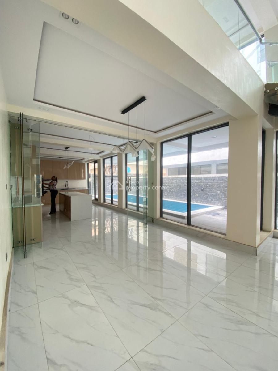 6 Bedroom Fully Detached with Penthouse, Lekki Phase 1, Lekki, Lagos, Detached Duplex for Sale