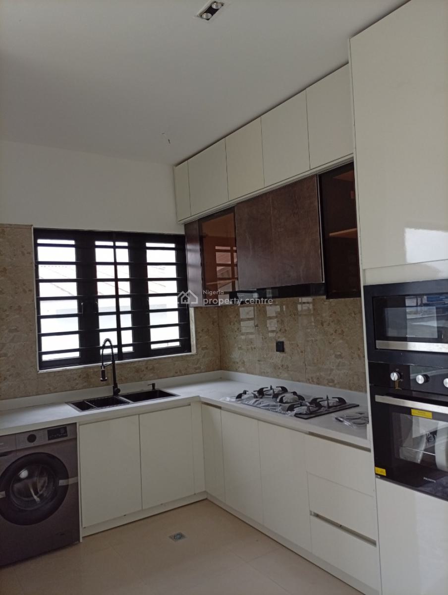 2 Bedroom Apartment, Lekki Lagos, Lekki Phase 1, Lekki, Lagos, Flat / Apartment for Sale
