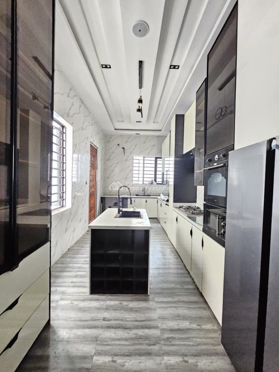 Lovely 5 Bedroom Fully Detached Duplex with Bq, Cinema and Pool, Chevron, Lekki, Lagos, Detached Duplex for Sale