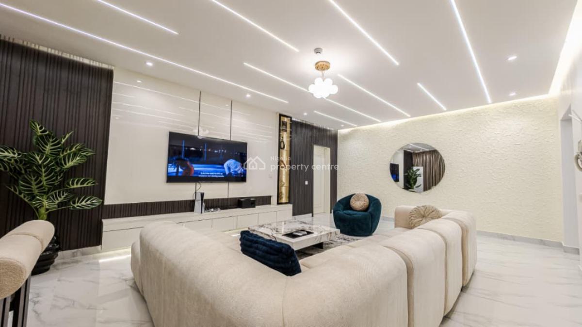 Luxury 2 Bed Room Duplex with Lounge and Swimming Pool Is Available, Lekki Phase 1, Lekki, Lagos, Flat / Apartment Short Let