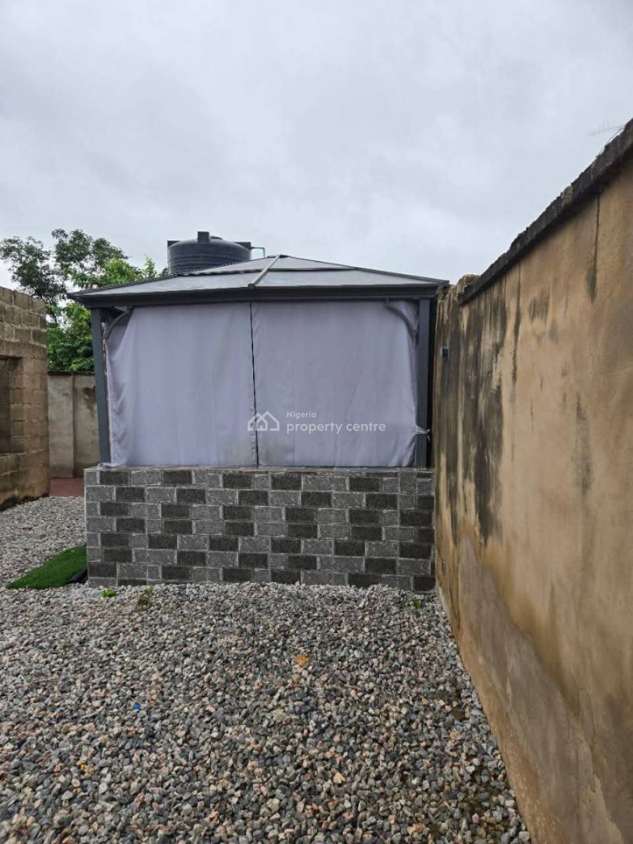 Standardly Built 3 Bedroom Bungalow + a Library, Off Elenusonso Road, Ibadan, Oyo, Detached Bungalow for Sale