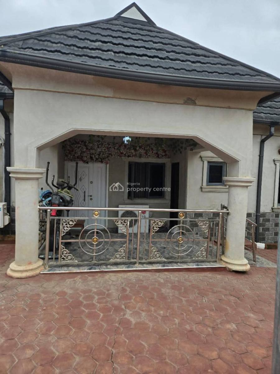 Standardly Built 3 Bedroom Bungalow + a Library, Off Elenusonso Road, Ibadan, Oyo, Detached Bungalow for Sale