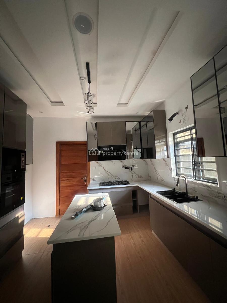 Beautifully Designed 4bedroom Fully Detached Duplex in Magodo Phase 1, Live in a Home Where Spacious Rooms Meet Stunning Views Here in, Magodo, Lagos, Detached Duplex for Sale