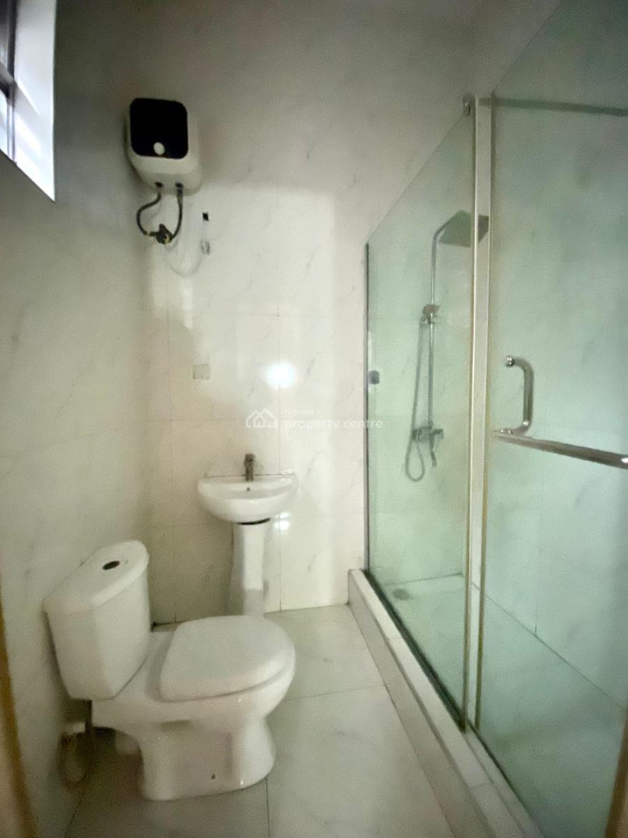 Luxurious Semi-master Bedroom - Video Available, Oral Estate, Lekki, Lagos, Self Contain (single Rooms) for Rent