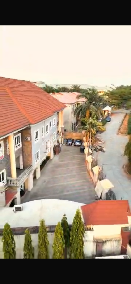 33 Spacious Room Unit, Utako, Abuja, House for Sale