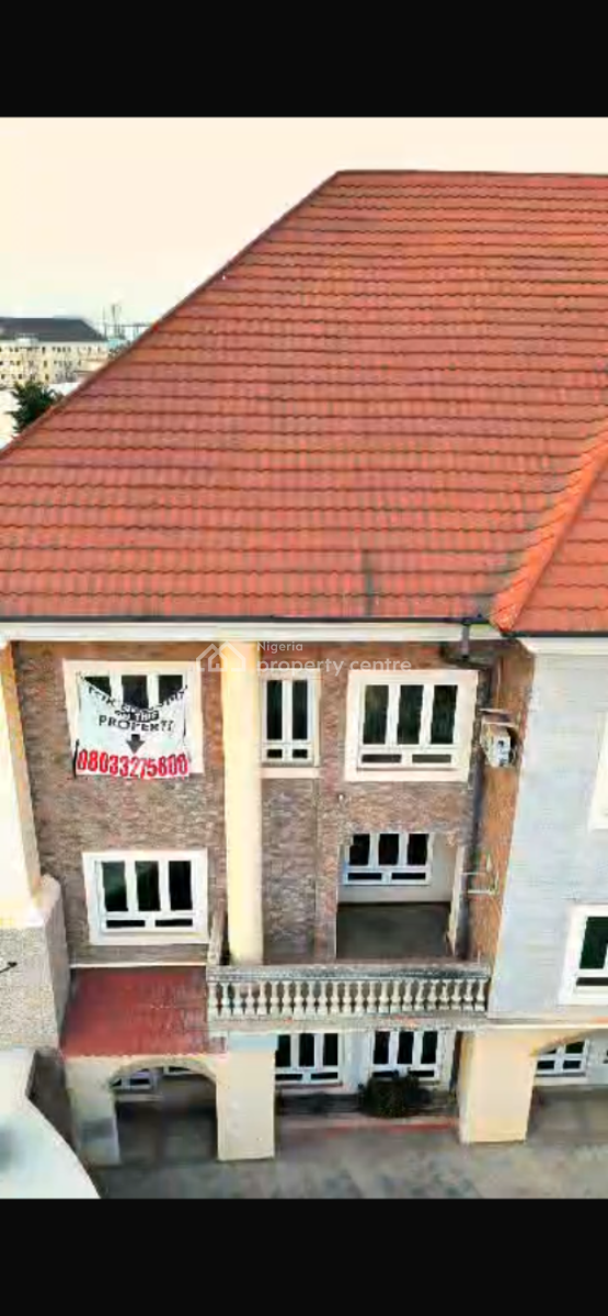 33 Spacious Room Unit, Utako, Abuja, House for Sale