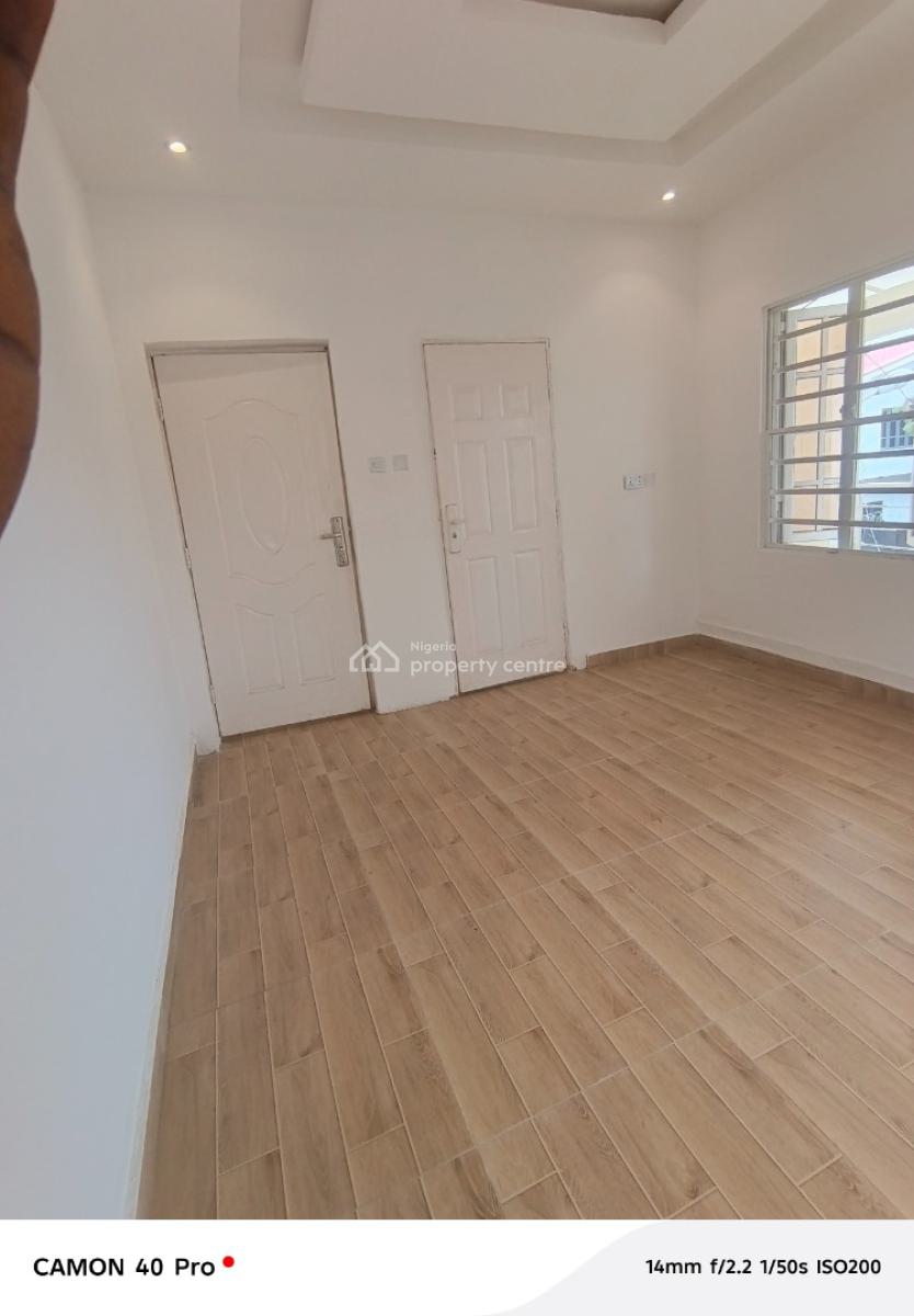 a Room Selfcon with Inner Kitchen, Mobolaji Johnson Estate, Lekki Phase 1, Lekki, Lagos, Self Contain (single Rooms) for Rent