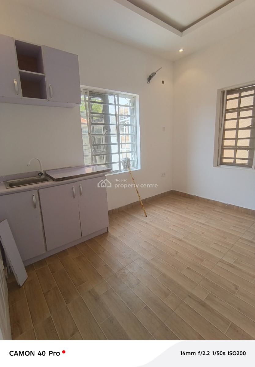 a Room Selfcon with Inner Kitchen, Mobolaji Johnson Estate, Lekki Phase 1, Lekki, Lagos, Self Contain (single Rooms) for Rent