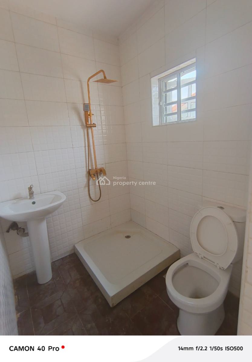 a Room Selfcon with Inner Kitchen, Mobolaji Johnson Estate, Lekki Phase 1, Lekki, Lagos, Self Contain (single Rooms) for Rent