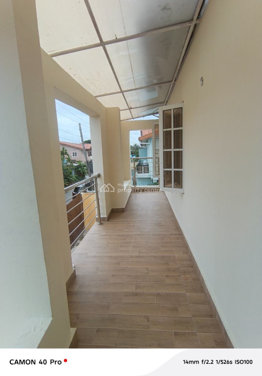 Standard Mini Flat with Big Balcony in Lekki Phase 1, Mobolaji Johnson Estate, Lekki Phase 1, Lekki, Lagos, Mini Flat (room and Parlour) for Rent